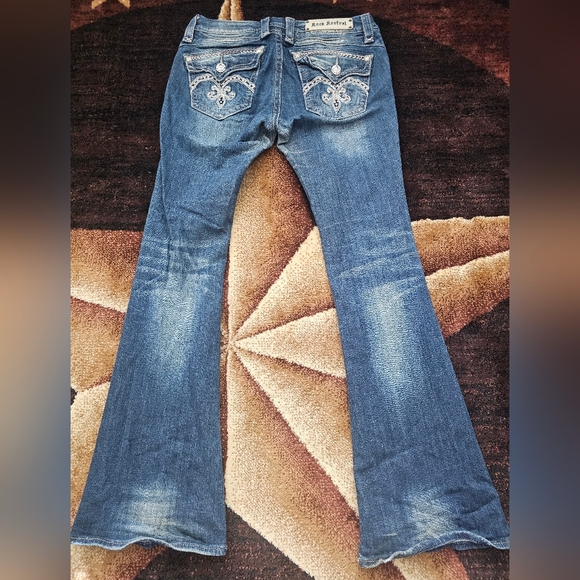 Rock Revival Jeans - Picture 4 of 5